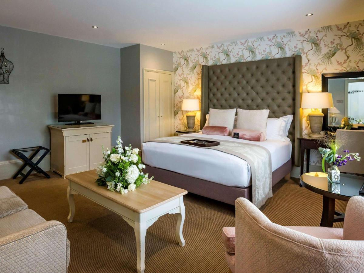 Worldhotels Distinctive Woughton House Hotel Милтън Кейнс Екстериор снимка