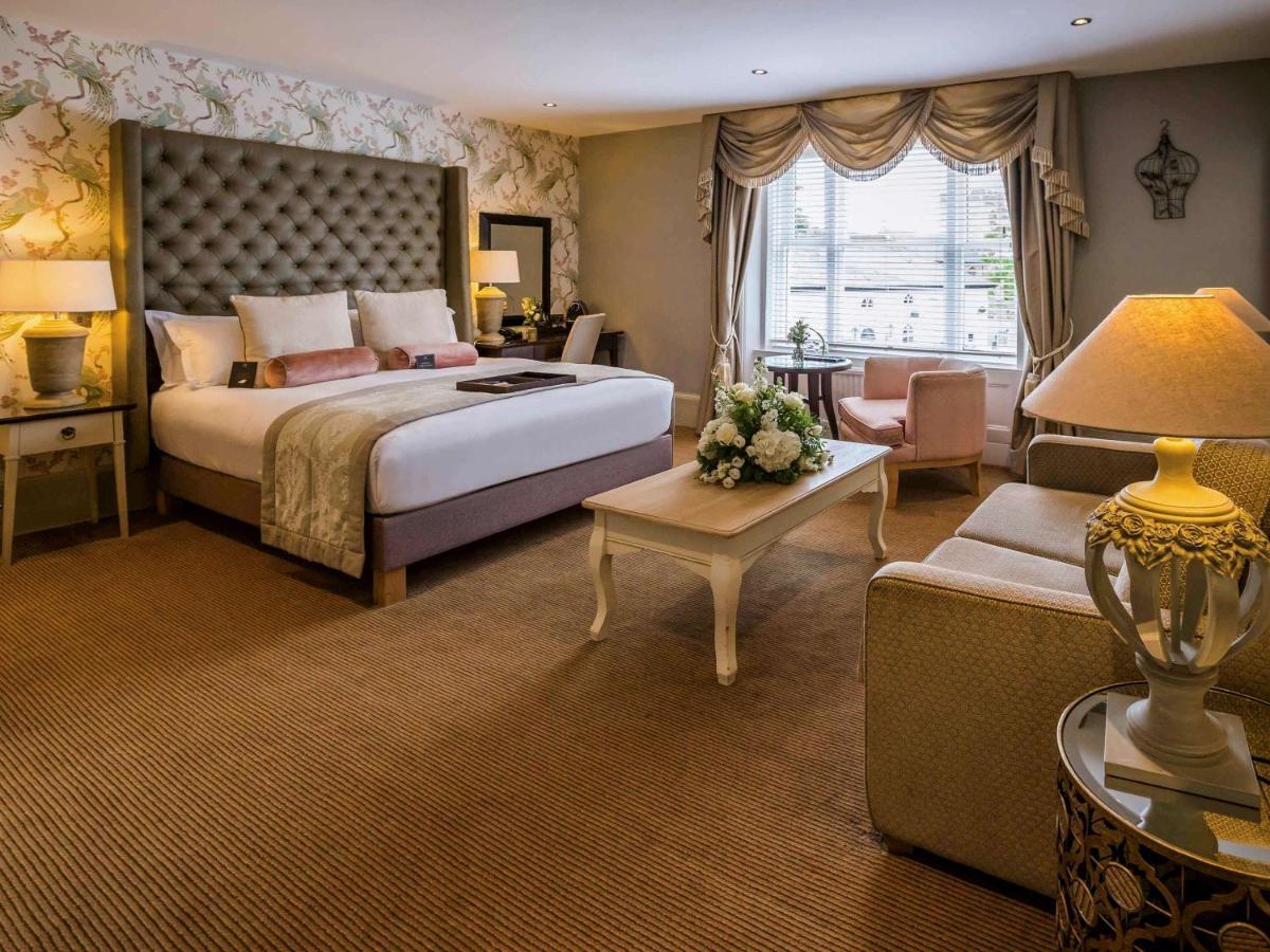 Worldhotels Distinctive Woughton House Hotel Милтън Кейнс Екстериор снимка